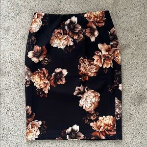 Tahari Floral Black Pencil Skirt